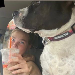 Meet your Posher, Eva